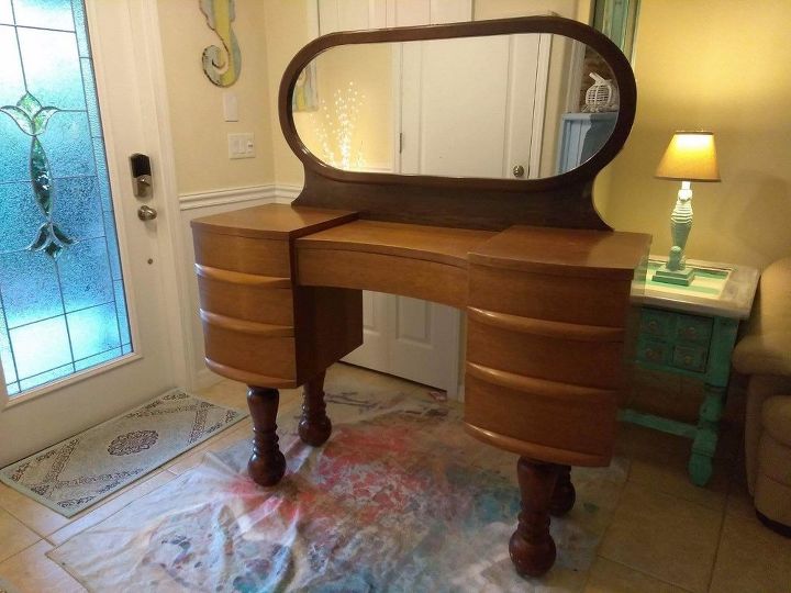 Turn An Old Desk Into A Beautiful Vanity Hometalk An Old Desk Into A Beautiful Vanity