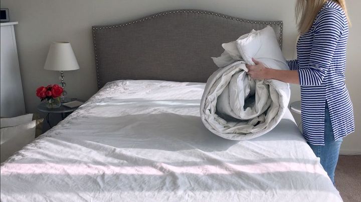 The Easiest Way To Put On A Duvet Cover Hometalk