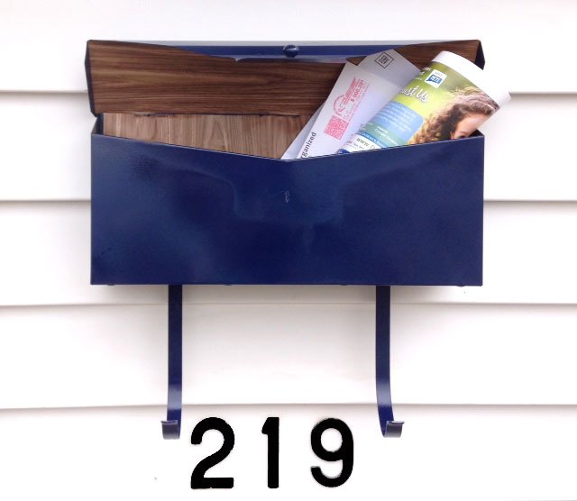 mailbox makeover with contact paper liner