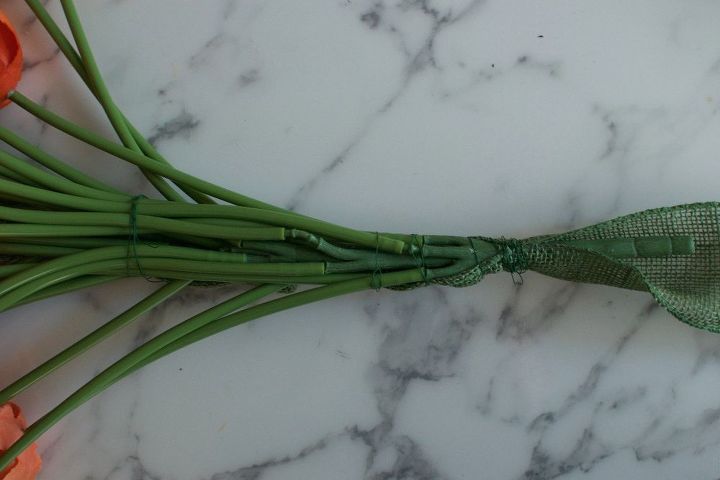 spring carrot door hanger