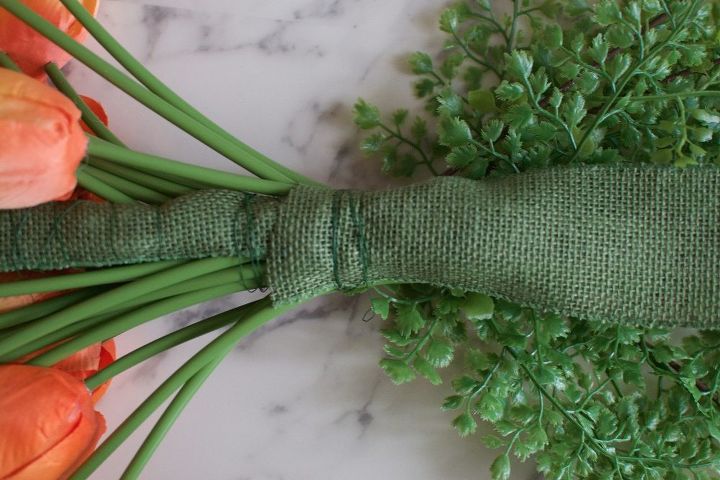 spring carrot door hanger