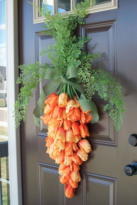 spring carrot door hanger