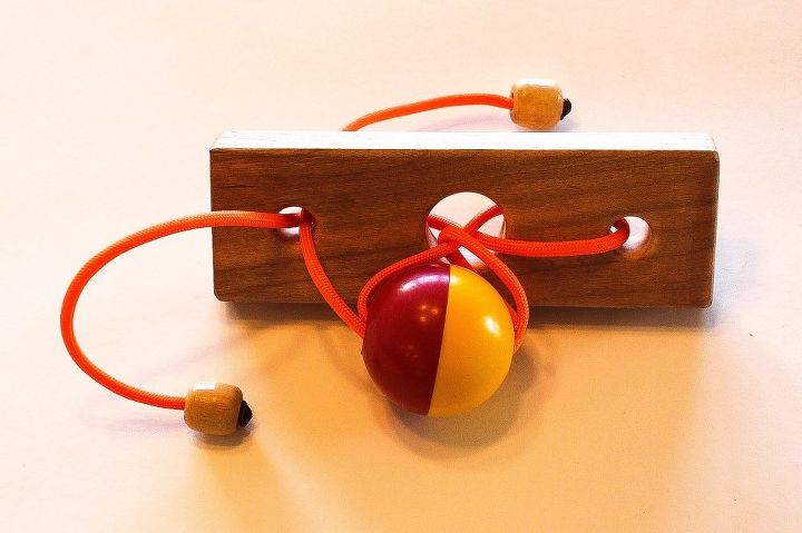 ball and string puzzle