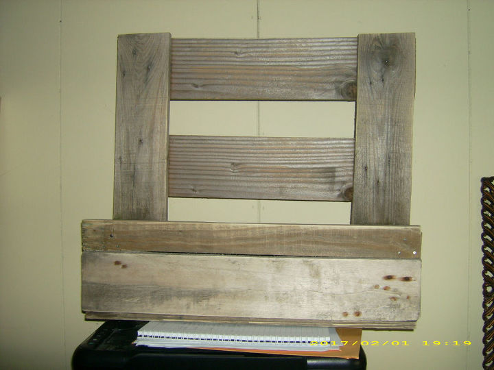pallet office organizer, organizing, pallet, ready for the finishing touches