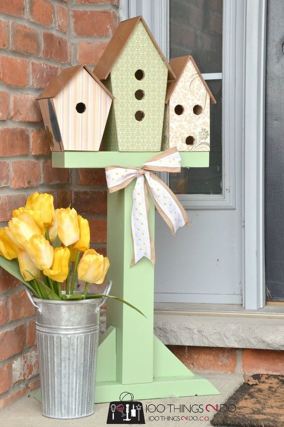 spring birdhouse display