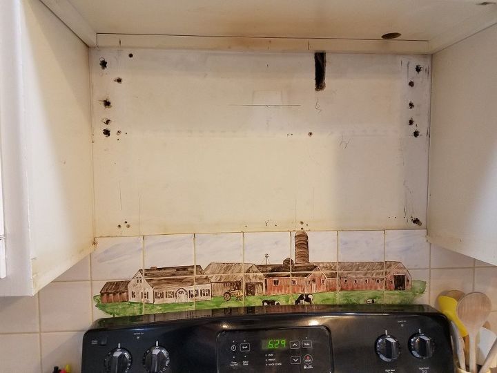 Empty Space above Stove