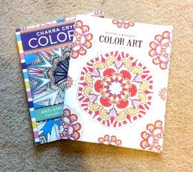 Cómo fingir una decoración de alta gama con libros de colorear para adultos