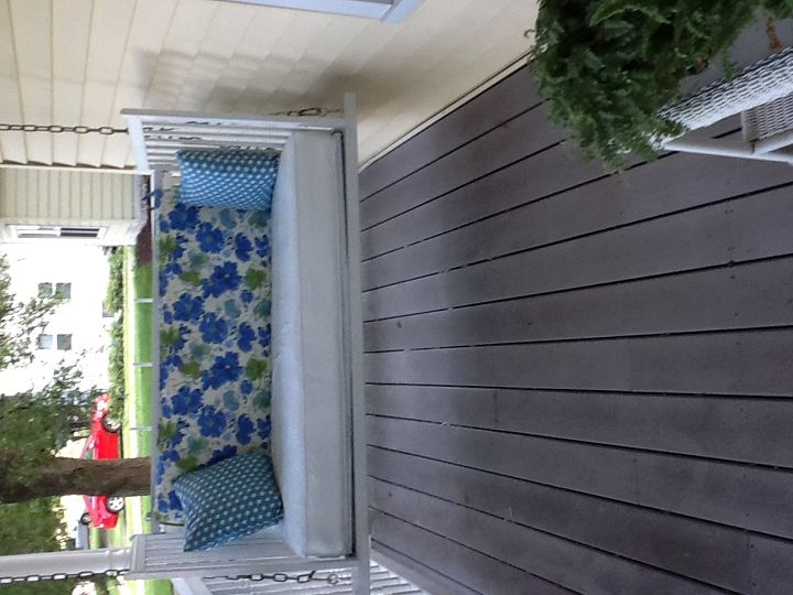 e porch swing, outdoor living