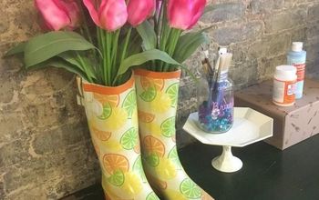 Convierte unas viejas botas de lluvia en una jardinera!