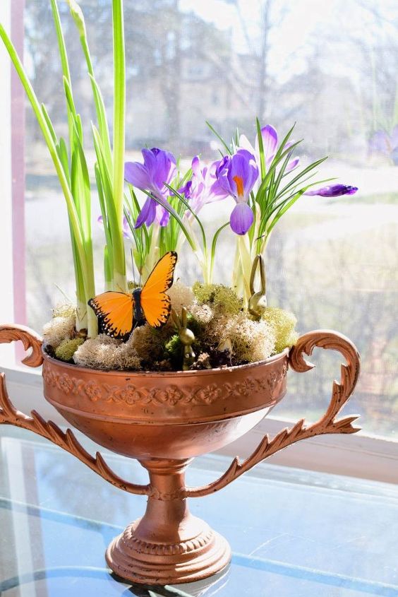 spring planter arrangement