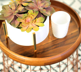 how to turn a tray and wire basket into a chic side table