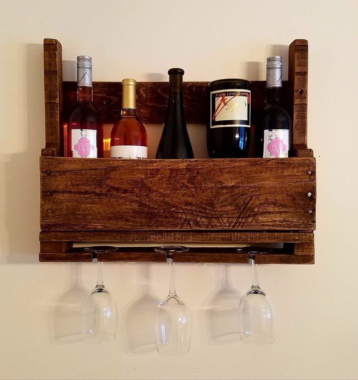 5 minute diy wine rack burlap sign, My little pallet wood wine rack