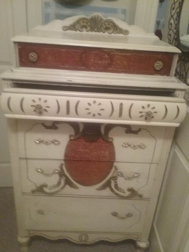 q does anyone know anything about this chest