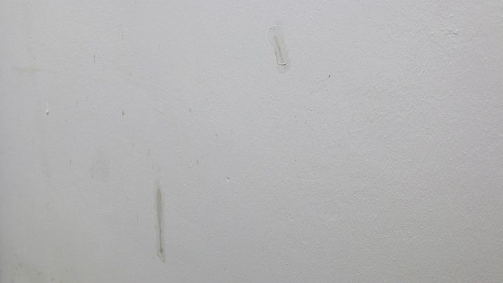 q is it possible to get rid of these spots on my wall and how