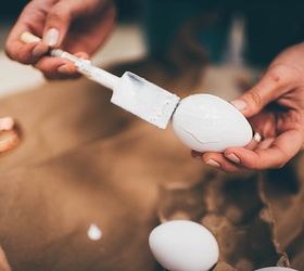 diy feather easter eggs