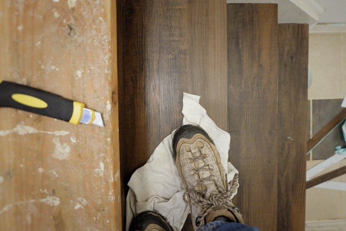 great solution wood look vinyl tile on a stair