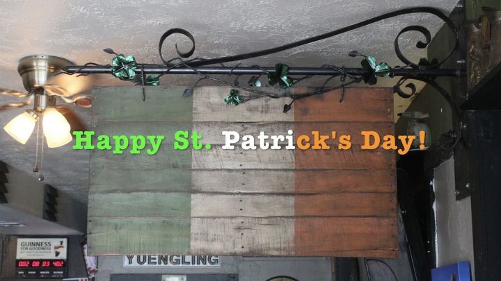feliz dia de st patrick bandeira de estilo antigo para o pub irlands de flanagan