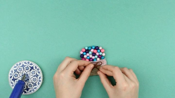 how to make a diy cupcake refrigerator magnet