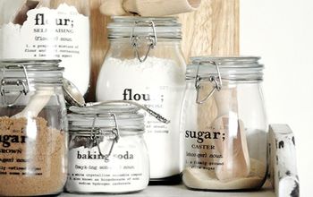 Easy DIY "Magic" Pantry Canister Labels