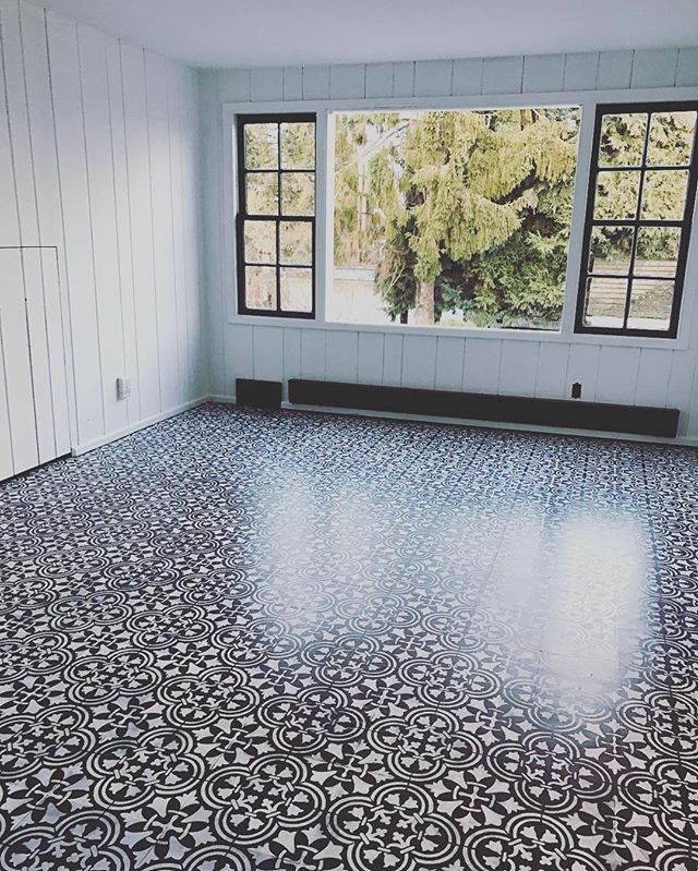 Diy Tile Floor For Less Than 100 Hometalk How To Diy A Tile Floor For Less Than 100 Using Stencils