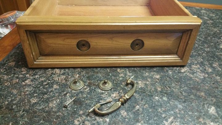 diy ugly duckling hutch makeover, Remove Hardware