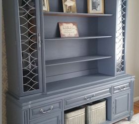 diy ugly duckling hutch makeover, Apply Finish