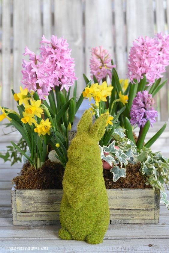 crea un fcil centro de mesa con flores de primavera para pascua