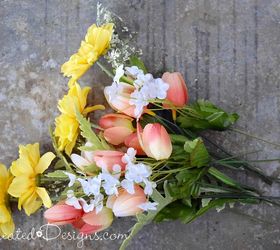 turn a thrift store frame into a beautiful spring wreath