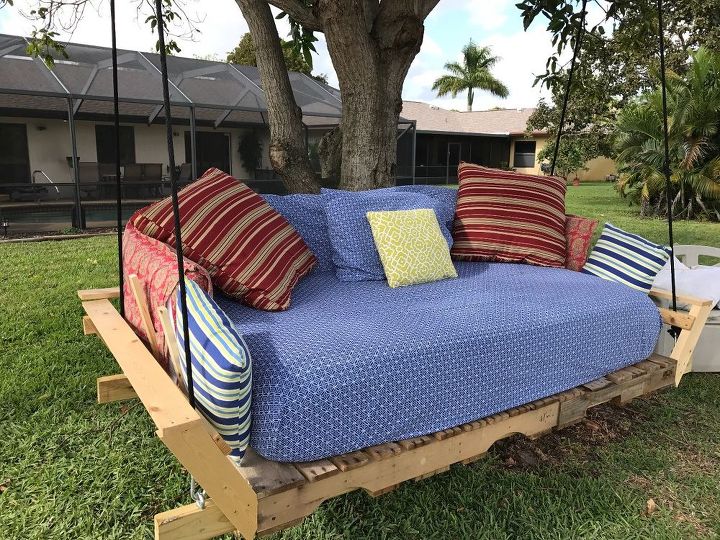 pallet swing bed modified idea found on pinterest, Finished