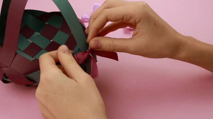como fazer uma cesta de papel decorativa