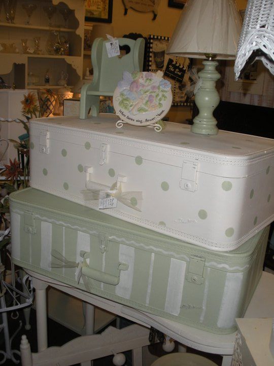 Business card holders (for your pocket) How Do I Clean Up the Metal on Old Suitcases? | Hometalk