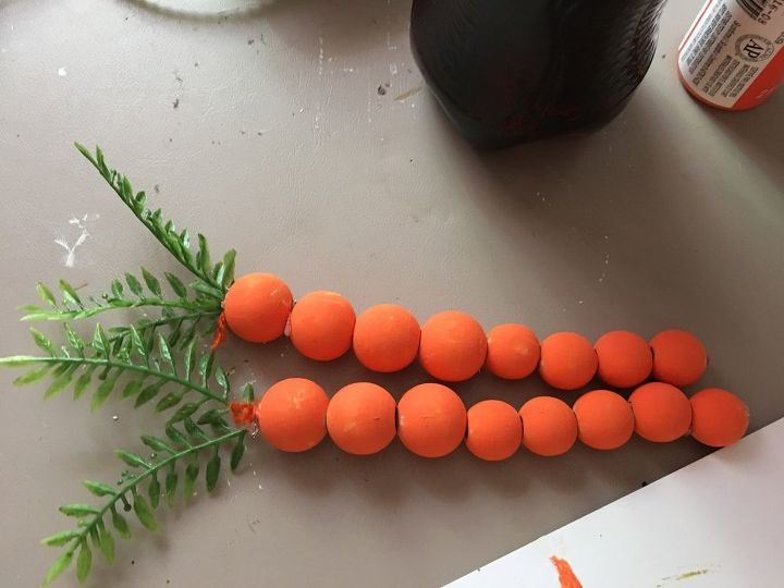 q wooden bead carrots