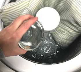 How to wash pillows with clearance bleach