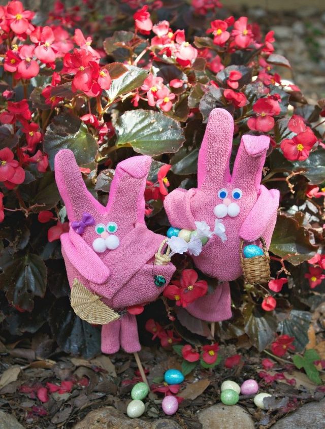 garden glove bunny decor