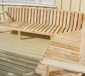 outdoor sofa made from pallet wood