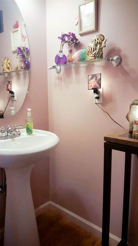 you will love this gorgeous bathroom wallpaper transformation