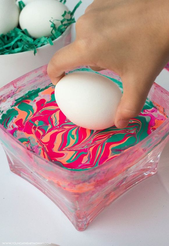 marbled easter eggs using nail polish