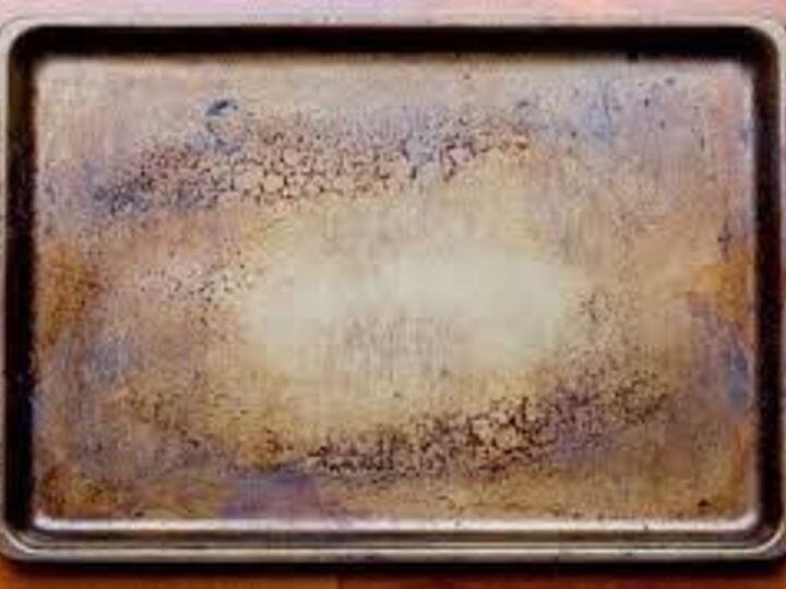 q stained baking pans