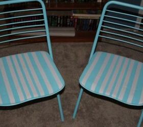 vintage folding chairs get a makeover