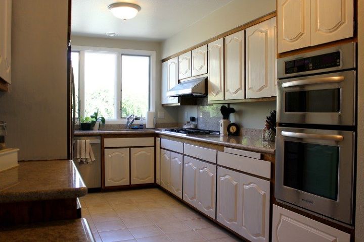 my new favorite way to paint kitchen cabinets