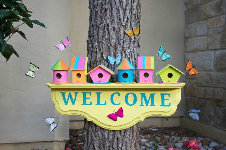 birdhouse garden welcome sign