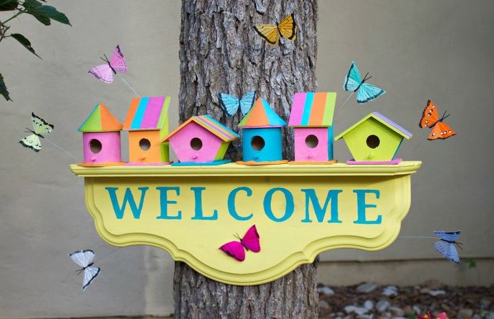 birdhouse garden welcome sign
