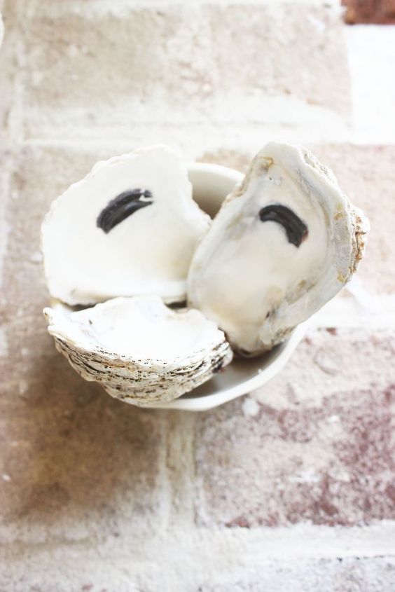making a oyster shell candle holder