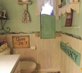 A Happy Bathroom Makeover for Under 10$