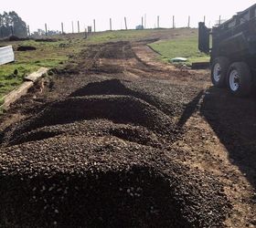 Homeowner buys 22 tons of gravel—look at her amazing backyard now