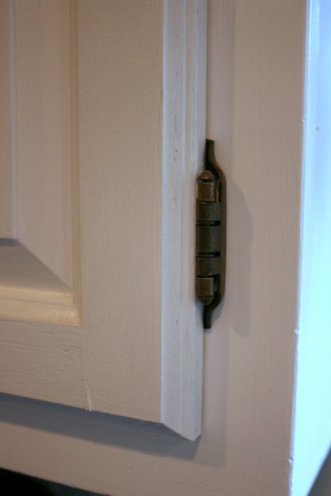 how to install overlay hinges