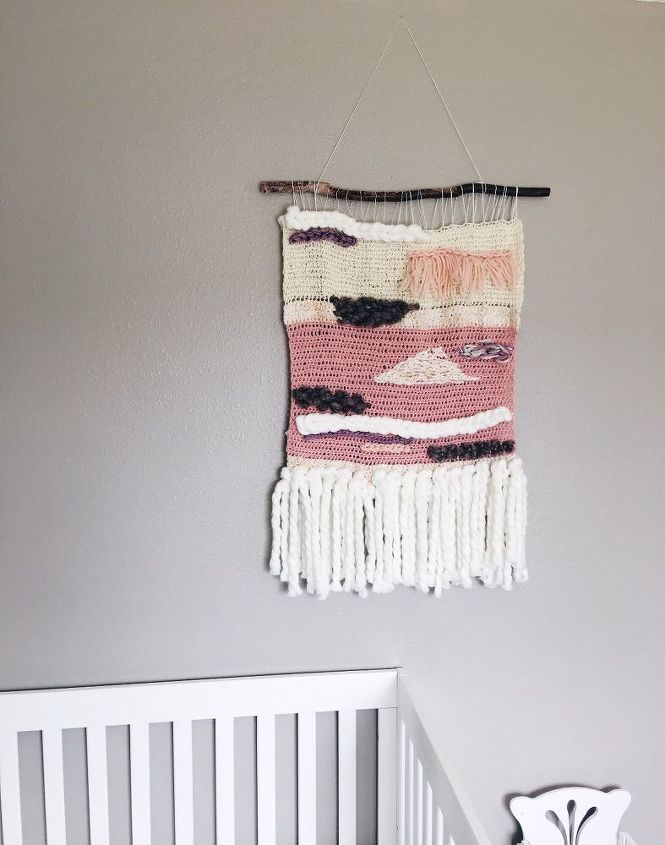 diy yarn wall hanging tutorial