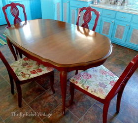 2 repurposed tablecloth kitchen chairs makeover, Kitchen chairs and table before