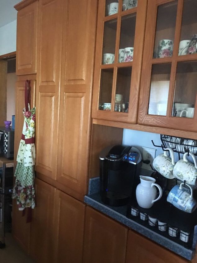 i have kitchen cabinets with a round corner how do i update