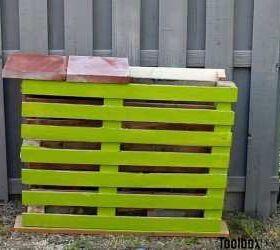 a mobile pallet bar you ll use all summer long